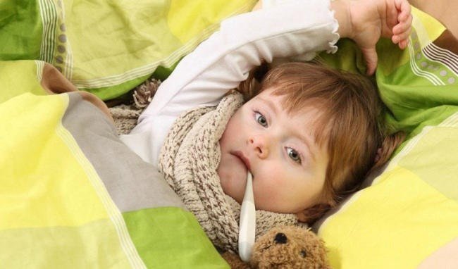 Cảm cúm nếu không được điều trị kịp thời sẽ biến chứng thành viêm tai giữa vô cùng nguy hiểm