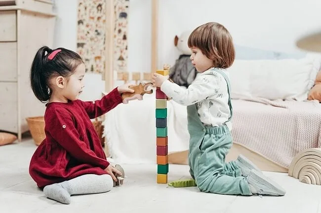 Khuyến khích trẻ vận động để cải thiện hệ miễn dịch