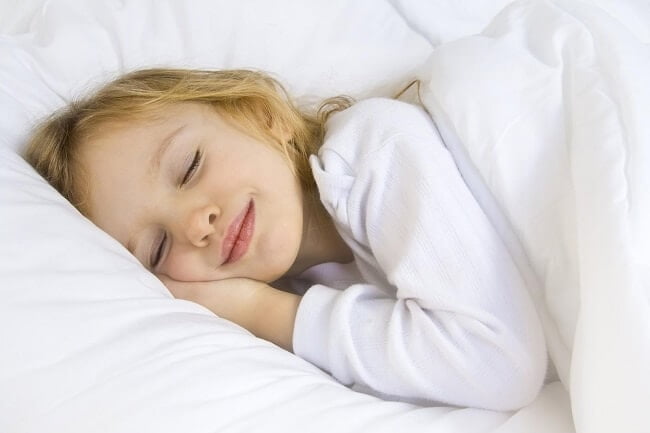 Giúp trẻ có giấc ngủ ngon để trẻ tăng sức đề kháng