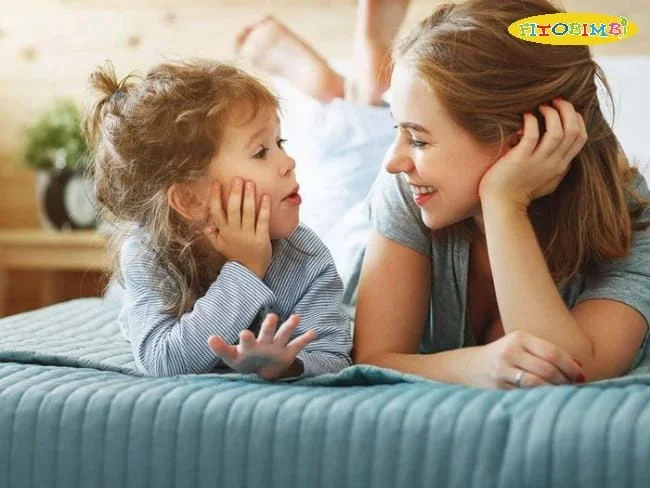 Thường xuyên trò chuyện với con bạn