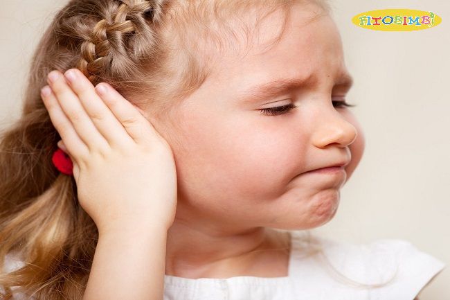 Trẻ bị viêm tai giữa có nguy hiểm không?