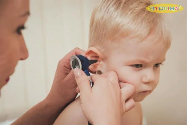Trẻ bị viêm tai giữa nên kiêng ăn gì?