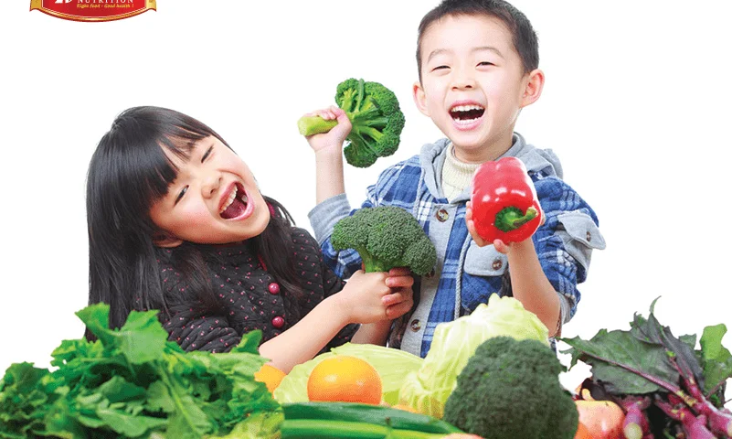 Bạn nên tăng cường thực phẩm giàu vitamin bổ dưỡng vào chế độ ăn hàng ngày của trẻ