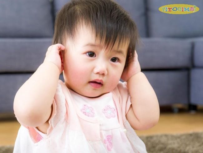 Mất thăng bằng là một trong những triệu chứng phổ biến của viêm tai giữa