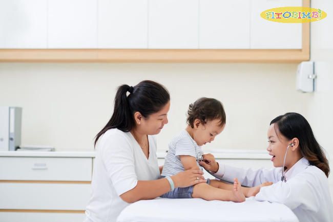 Nếu triệu chứng của bé biến chuyển nhanh, hãy liên hệ với bác sĩ để có giải pháp phù hợp