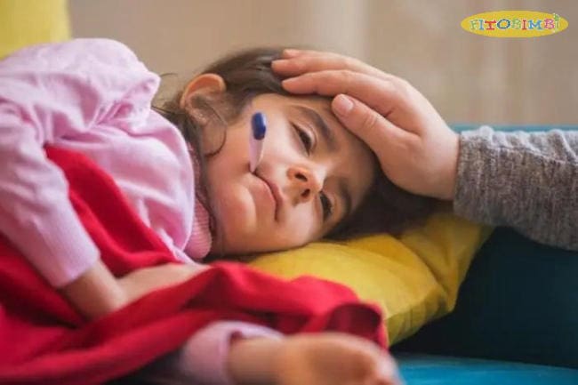 Trẻ bị viêm amidan sốt mấy ngày? Biểu hiện ra sao?