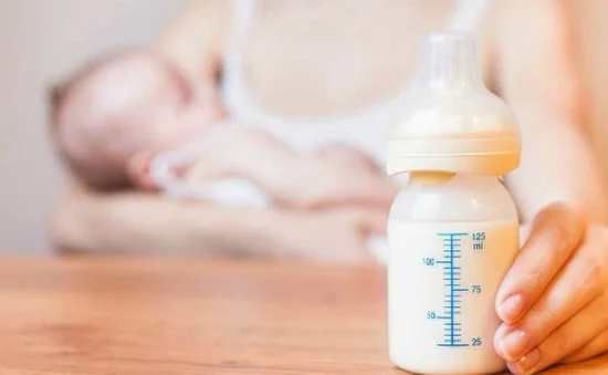 Phương pháp này áp dụng cho trẻ sơ sinh chưa ăn dặm