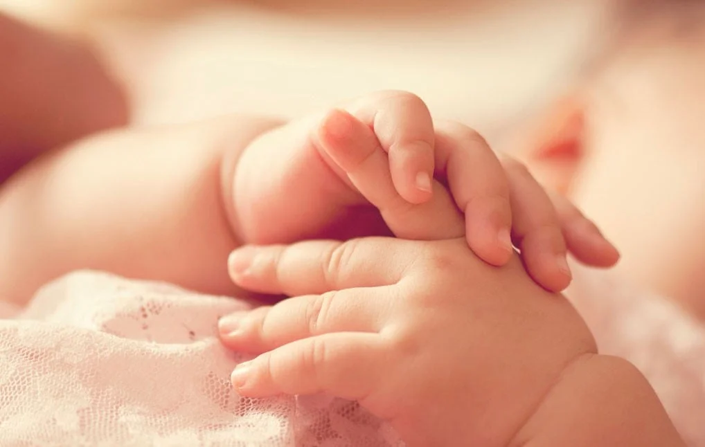 Trẻ cảm thấy lạnh nhất là tay và chân