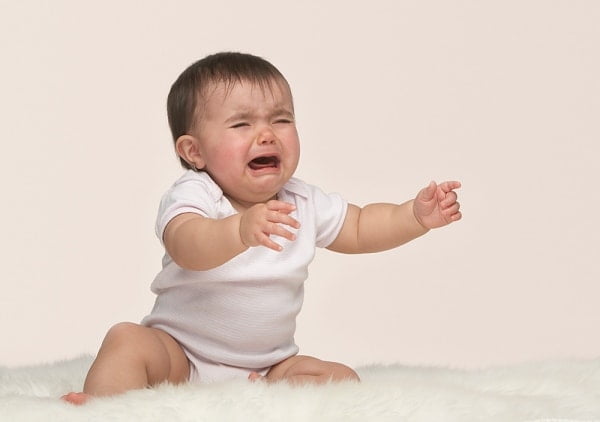 Trẻ thiếu sắt thường mệt mỏi, xanh xao