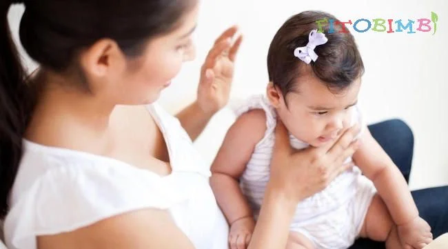 Khi bé ho có nên vỗ lưng? Hướng dẫn cách thực hiện chuẩn chuyên gia