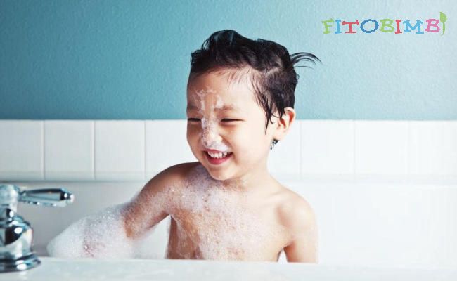 Trẻ ho có nên tắm không? Lắng nghe lời khuyên của bác sĩ