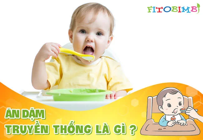 Ăn dặm truyền thống cho bé thường hay xay nhuyễn thức ăn
