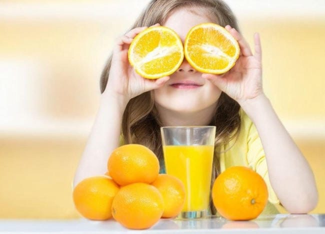 Bổ sung vitamin C tăng sức đề kháng cho bé