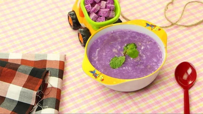 Cháo thịt bò khoai mỡ cho bé