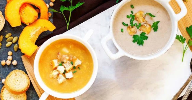 Cháo tổ yến bí đỏ cho bé