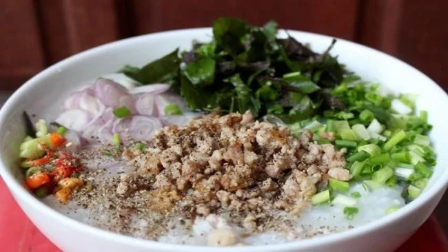 Cháo tía tô giúp bé hạ sốt, bổ sung dinh dưỡng