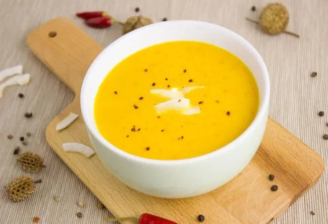 Thời điểm và những lưu ý khi cho trẻ ăn bí đỏ