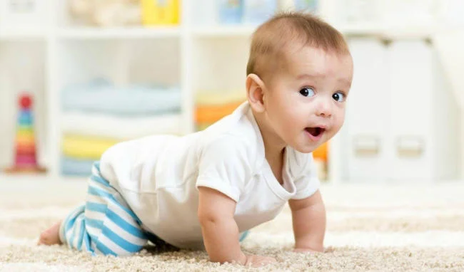 6 tháng đến 5 tuổi trẻ được uống vitamin A miễn phí