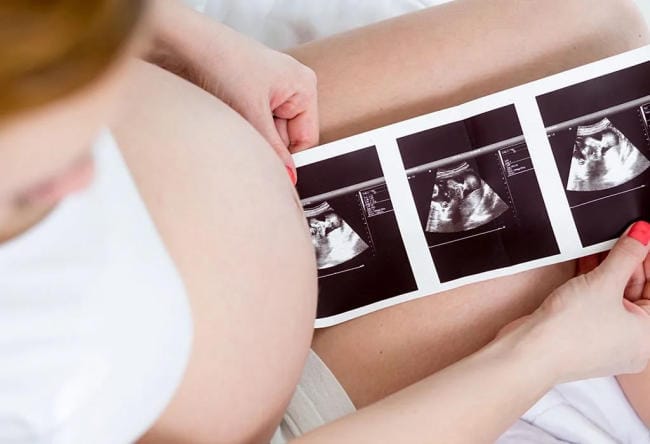 Cân nặng thai nhi như thế nào được xác định trong quá trình mang thai?
