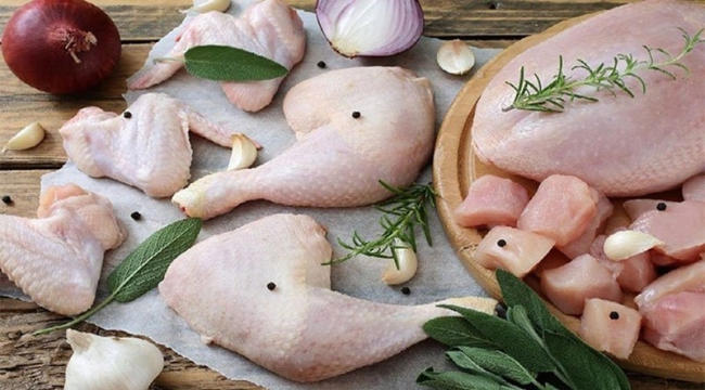 Nhắc đến thực phẩm giàu vitamin B12, không thể không nói tới thịt gà