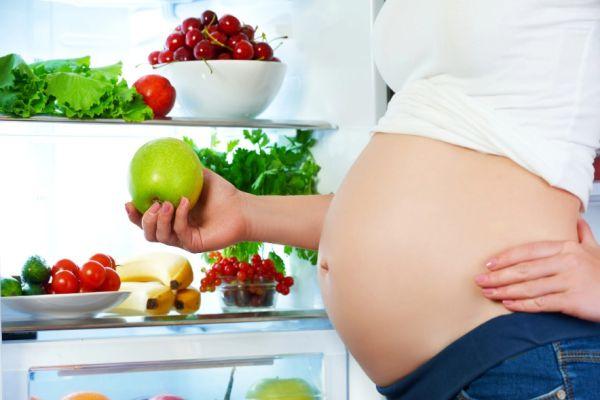 Tình trạng sức khỏe mẹ bầu có mối liên hệ mật thiết với cân nặng thai nhi