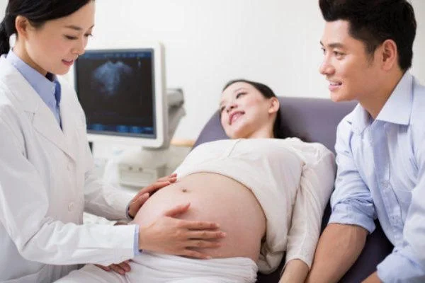 Cách ước tính cân nặng của thai qua bụng mẹ