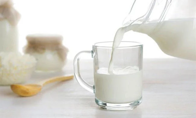 Mẹ bầu nên uống 200ml sữa/ ngày