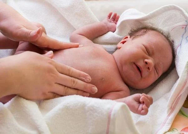 Tình trạng 2 ngày không ị có thể do bệnh lý