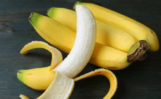 Chuối giúp hấp thụ chất lỏng dư thừa trong ruột