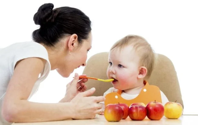 Dinh dưỡng cho bé tiêu chảy