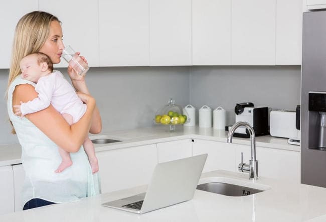 Nhu cầu năng lượng của phụ nữ sau sinh là rất cao
