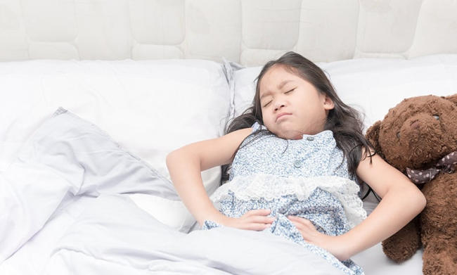 Triệu chứng đau bụng đi ngoài ở trẻ
