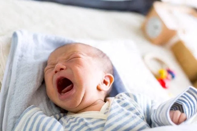 Xơ nang cũng là lý do khiến con đi ngoài nhầy vàng