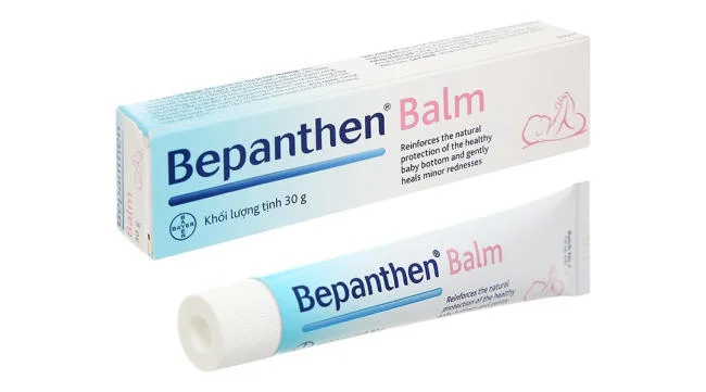 Bepanthen Balm kem trị rôm sảy nổi tiếng cho bé