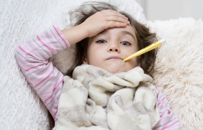 Mẹo hay giúp trị cảm lạnh cho bé giúp "xoa dịu" dễ dàng