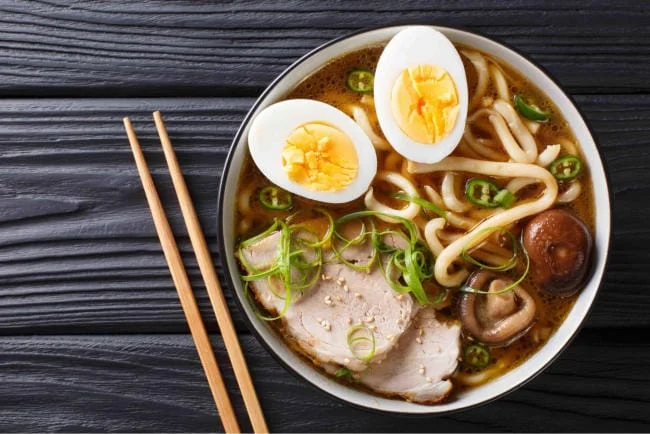 Mì Udon trứng- bữa sáng nhẹ nhàng cho con