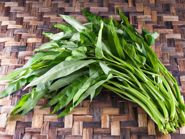 Rau muống rất ít calo, là thực phẩm thường thấy trong chế độ ăn của người muốn giảm cân