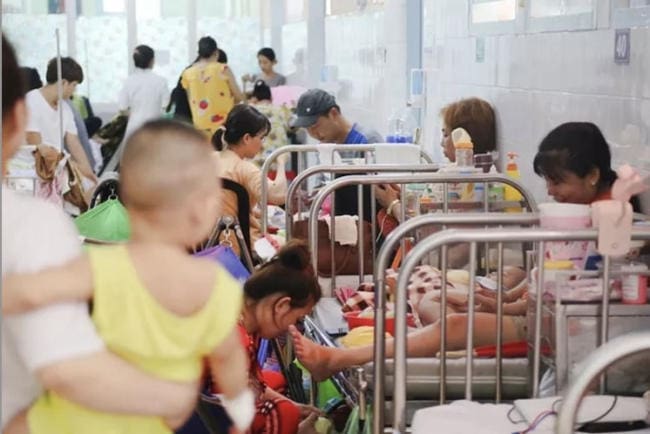 Nhiều trẻ mắc bệnh truyền nhiễm sau hậu Covid-19