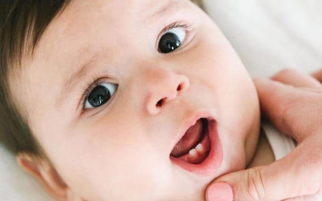 Vai trò của răng sữa đối với sự phát triển của bé
