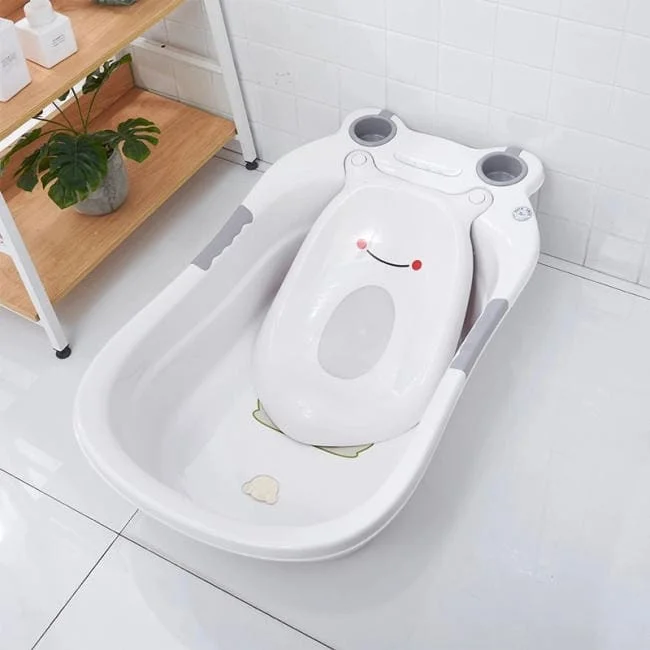 Chậu tắm giúp tắm cho trẻ dễ dàng hơn