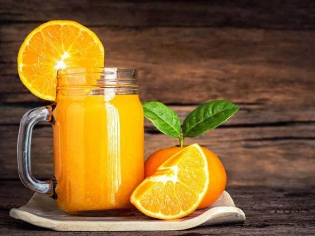 Nước và vỏ cam đều rất tốt đối với sức khỏe bà bầu