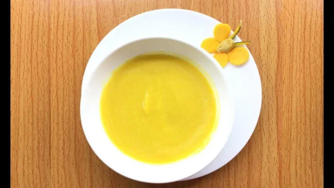 Cháo bí đỏ thơm ngon, hấp dẫn cho bé 5 tháng tuổi ăn dặm theo kiểu Nhật