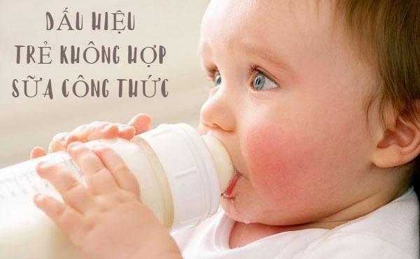 dấu hiệu trẻ không hợp sữa công thức