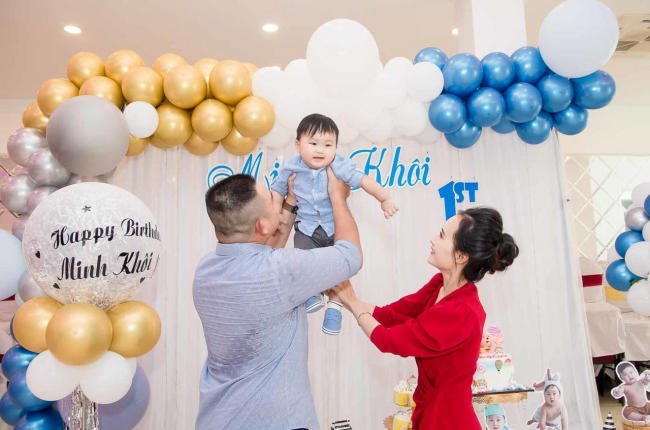 Quà đầy tháng/quà thôi nôi