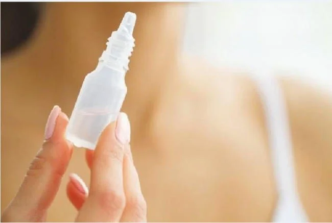 Steroid là thuốc nhỏ mắt có thể dùng nhiều lần
