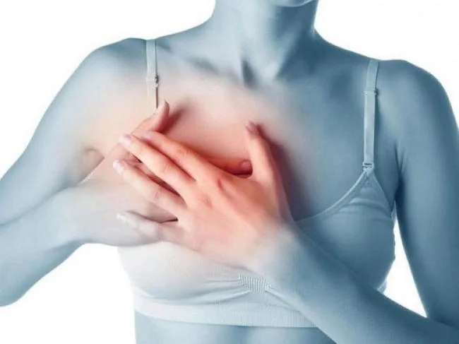 Quá trình cai sữa mẹ có thể gặp nhiều khó chịu